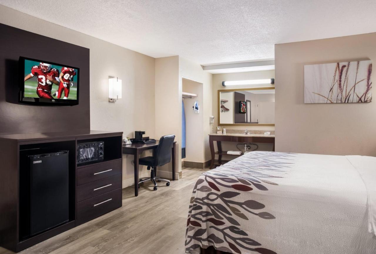 Red Roof Inn Tupelo Ngoại thất bức ảnh
