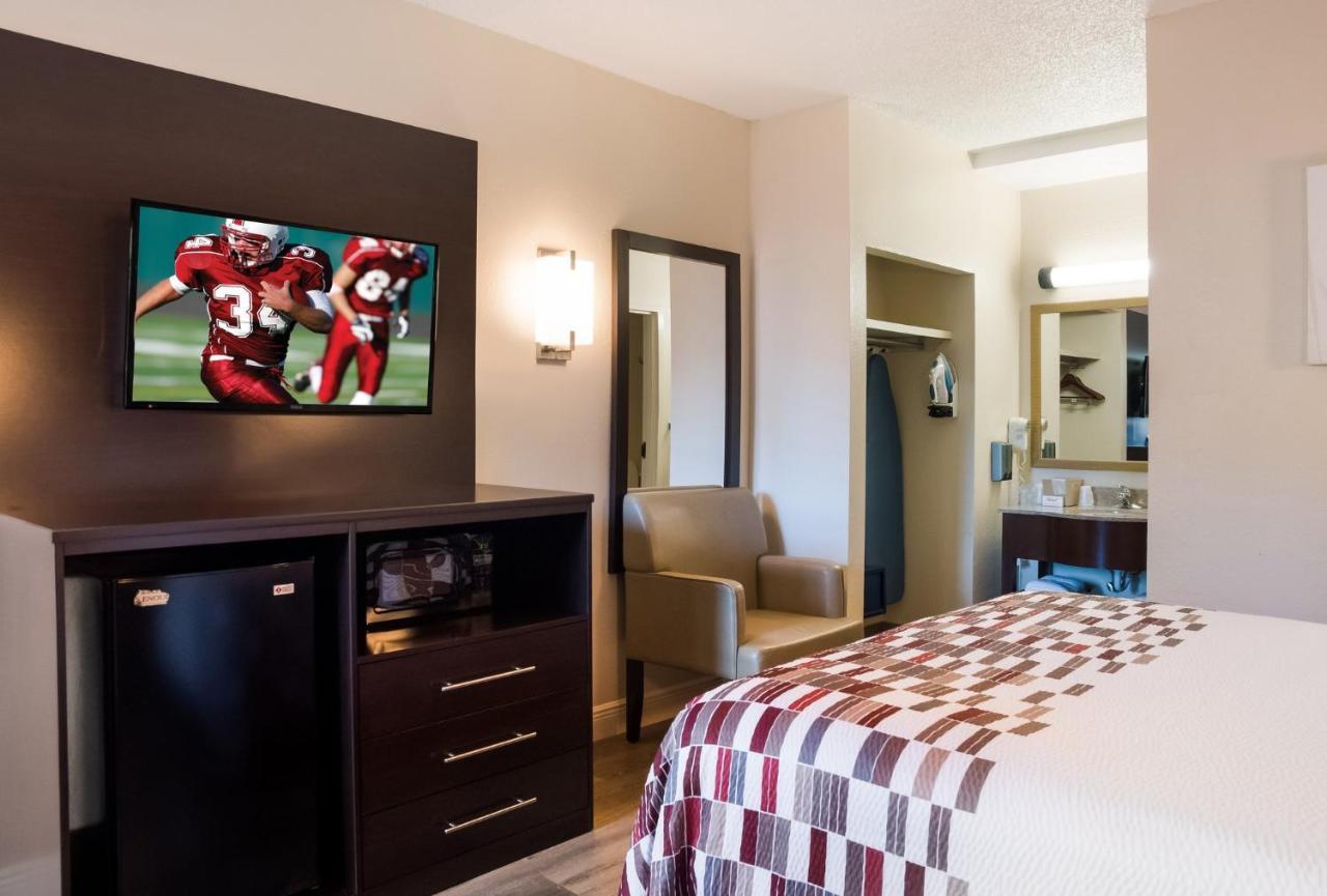 Red Roof Inn Tupelo Ngoại thất bức ảnh