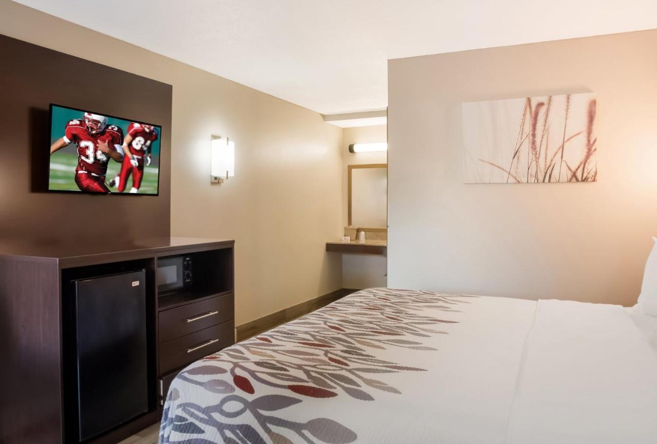 Red Roof Inn Tupelo Ngoại thất bức ảnh