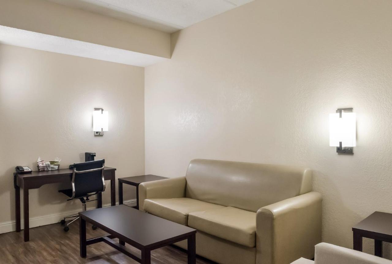 Red Roof Inn Tupelo Ngoại thất bức ảnh