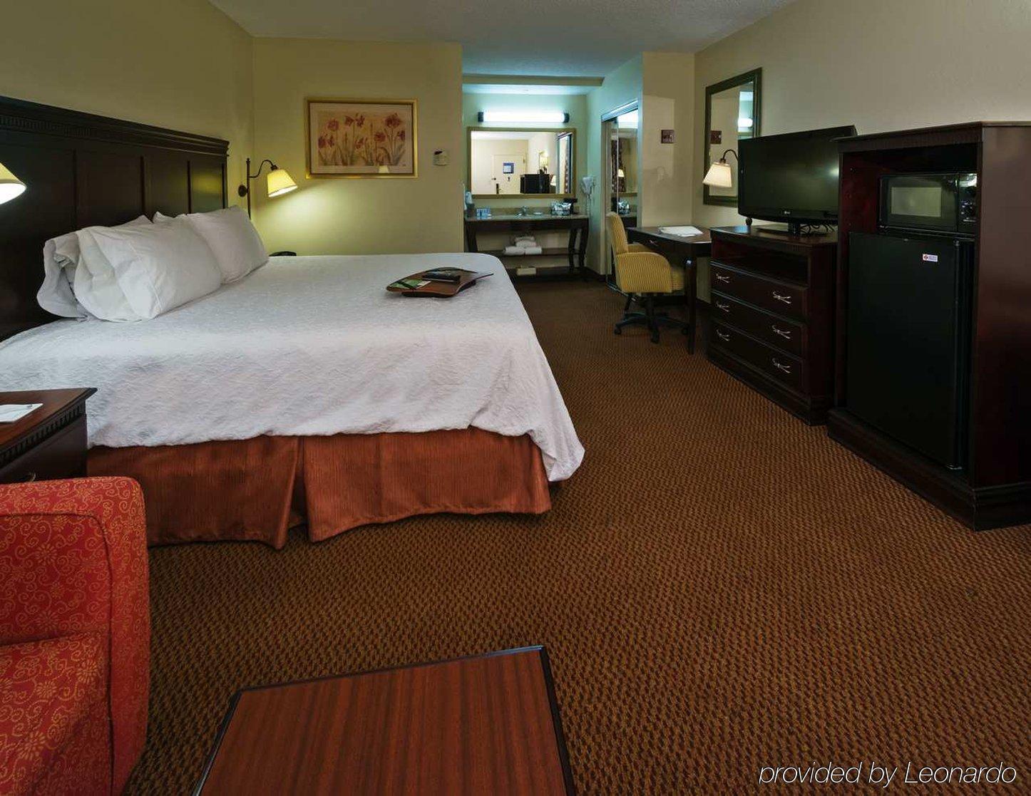 Red Roof Inn Tupelo Phòng bức ảnh