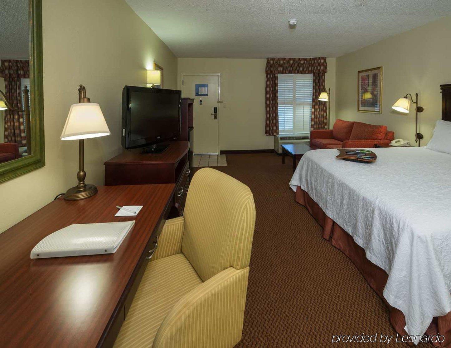 Red Roof Inn Tupelo Phòng bức ảnh