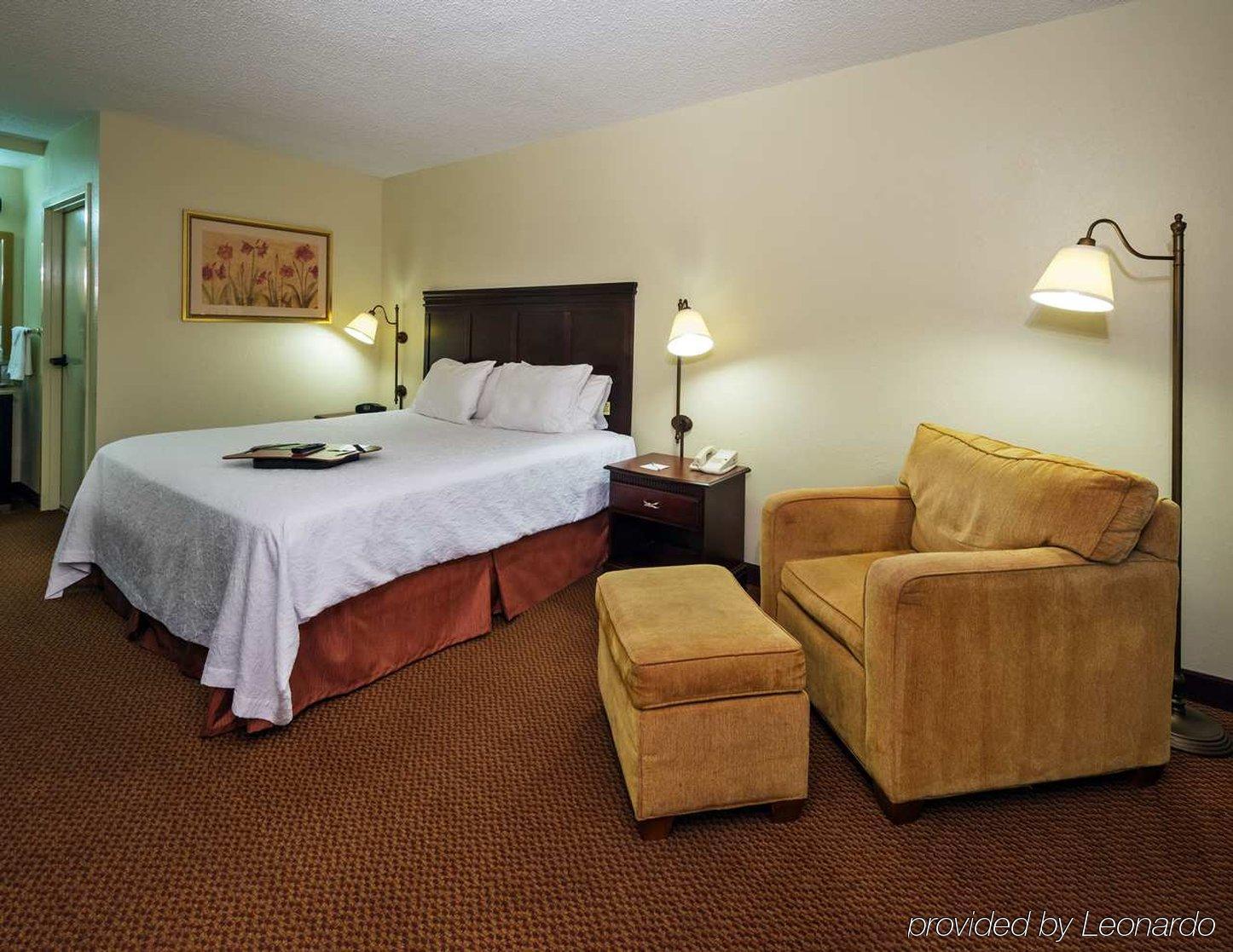 Red Roof Inn Tupelo Phòng bức ảnh